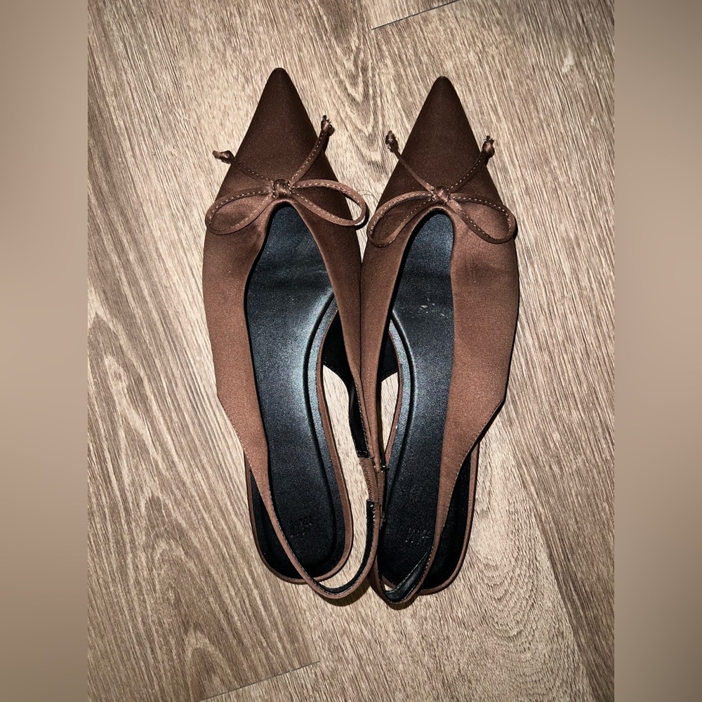 H&M Brown Pointed Slingback Flats - Picture 2 of 4